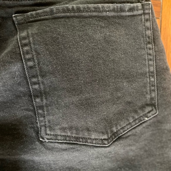 Old Navy Maternity Jeans, NWOT - Picture 5 of 6